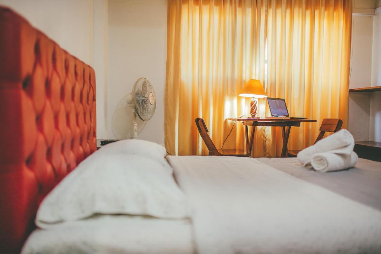 Hotel Excalibur Lima Luaran gambar